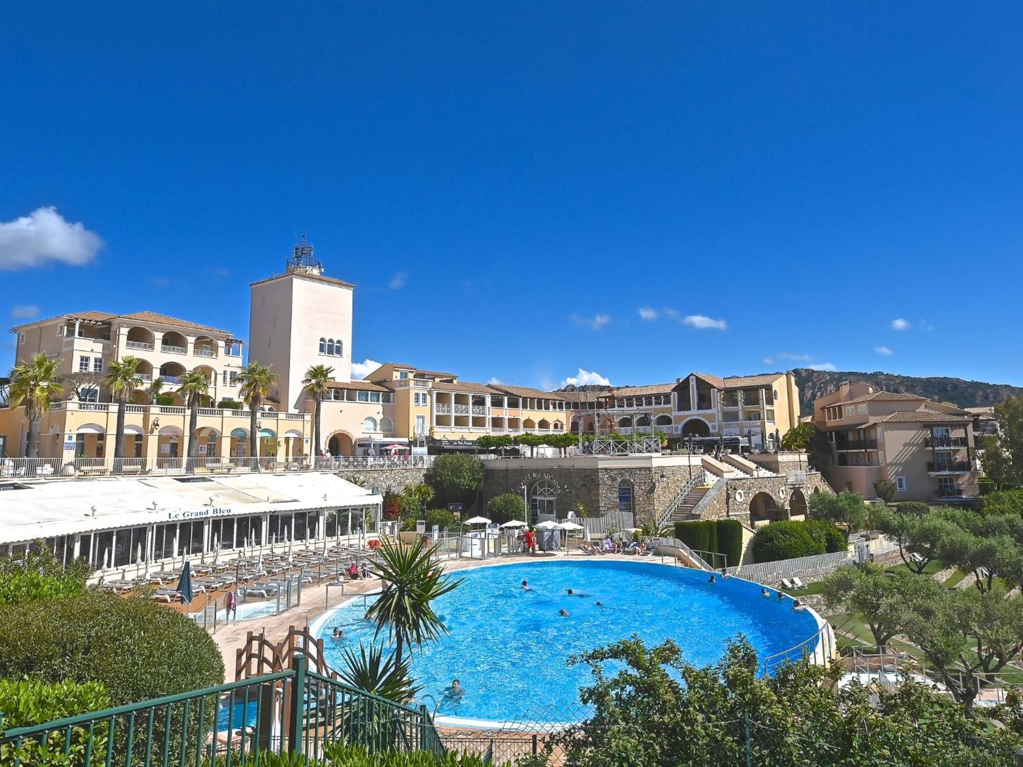 Apartment Village Cap Esterel - Le Village-53 By Interhome แซ็งต์-ราฟาเอล ภายนอก รูปภาพ
